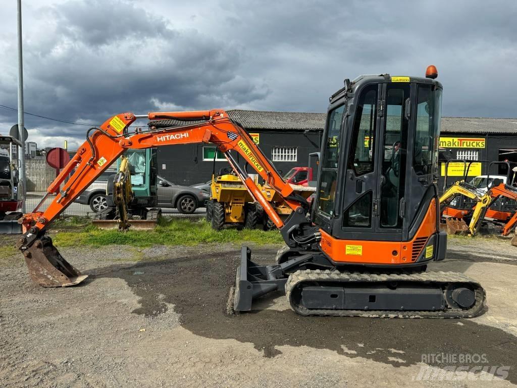 Hitachi ZX 30 U-2 Mini kotrók < 7t