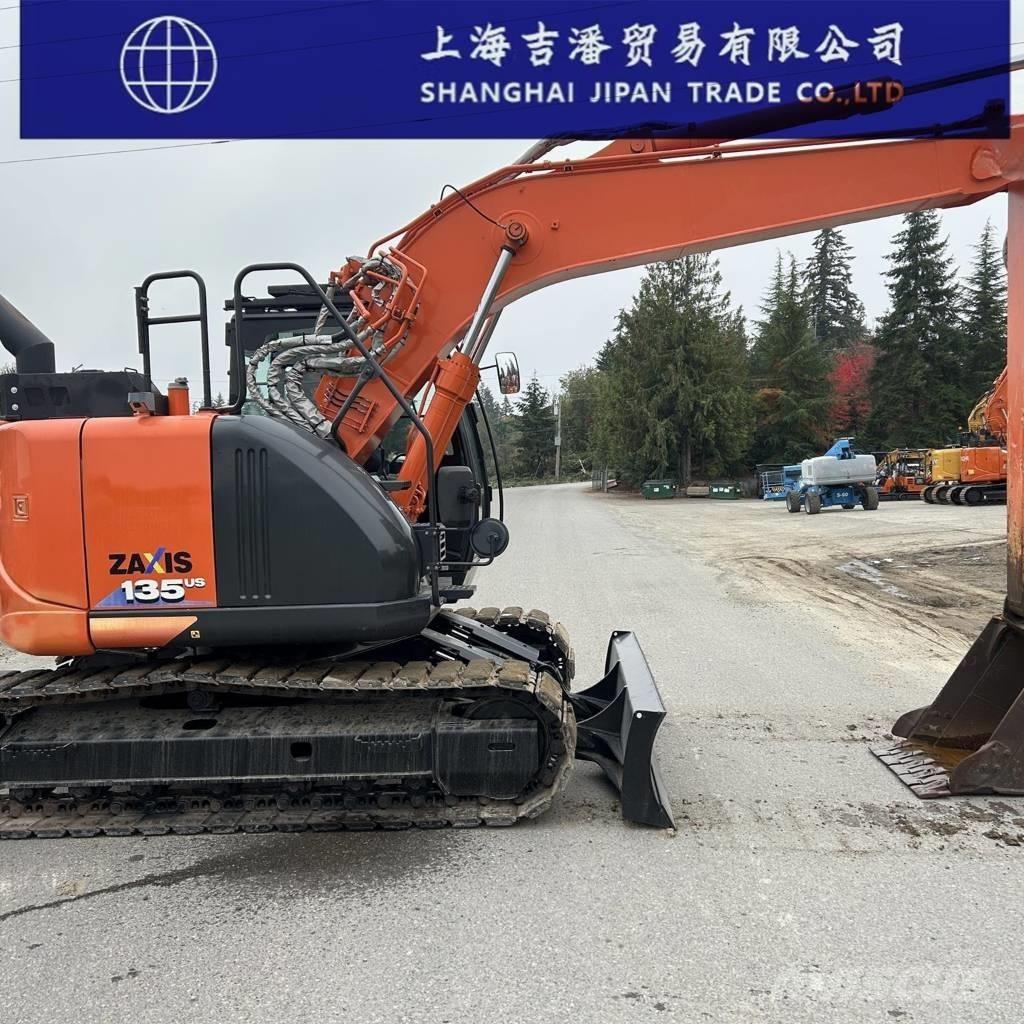 Hitachi ZX 135 Lánctalpas kotrók
