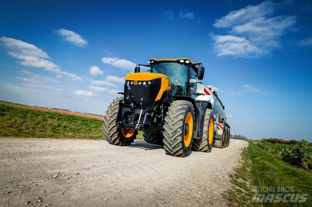 JCB 8330 Traktorok