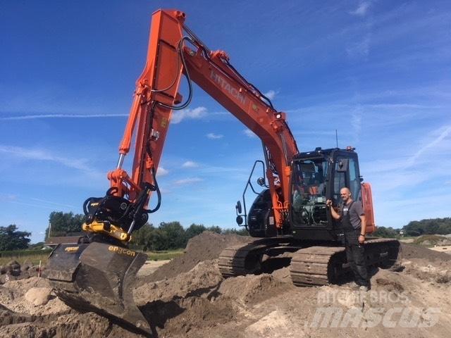 Hitachi ZX 135 US-6 Lánctalpas kotrók