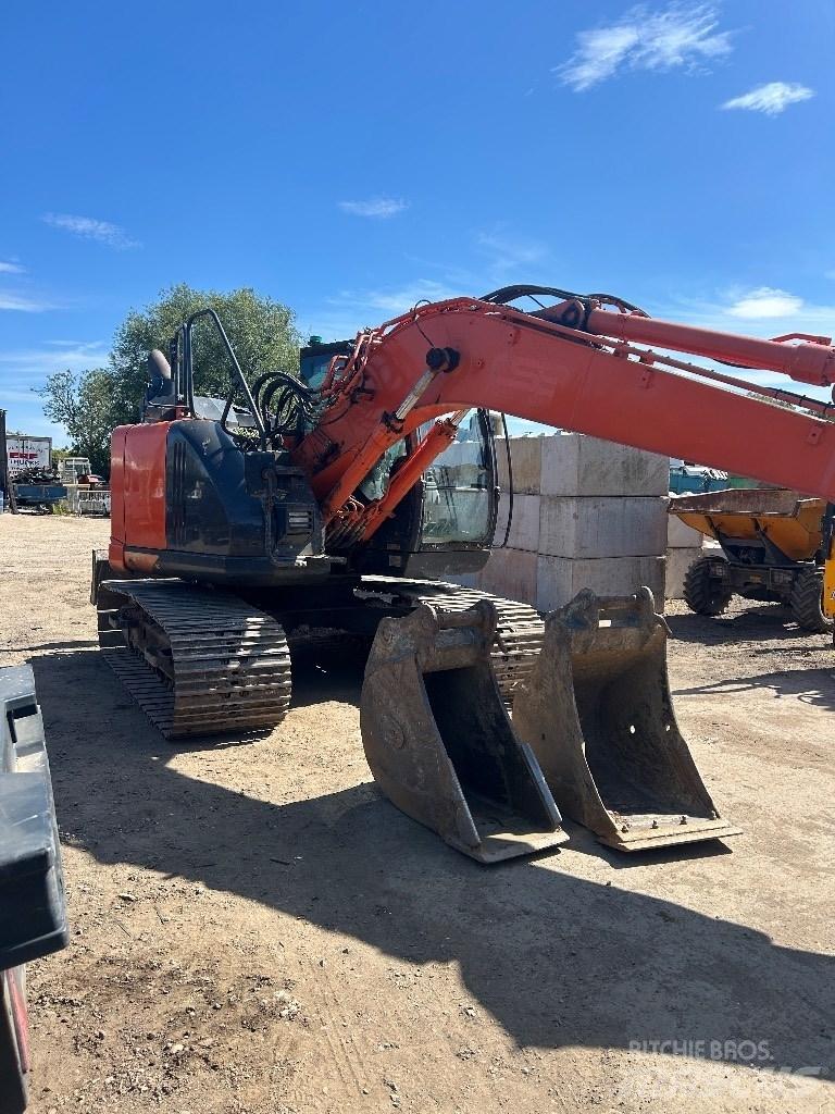 Hitachi ZX 135 US-6 Lánctalpas kotrók