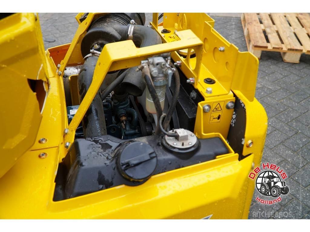 Eurotrac T11 - Demo Gumikerekes homlokrakodók