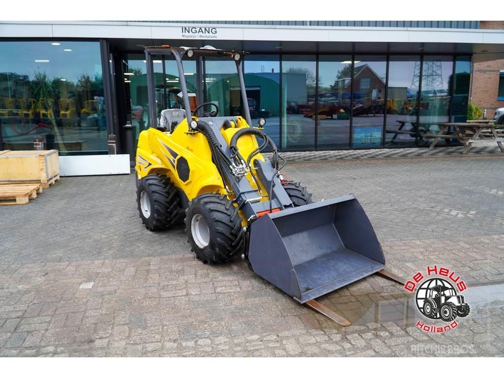 Eurotrac T11 - Demo Gumikerekes homlokrakodók