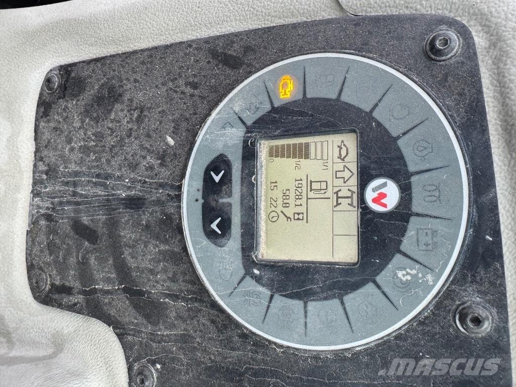 Kramer 353 Gumikerekes homlokrakodók