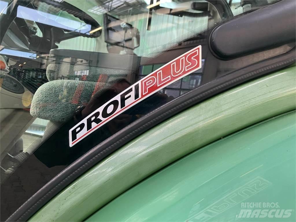 Fendt 716 Vario Traktorok