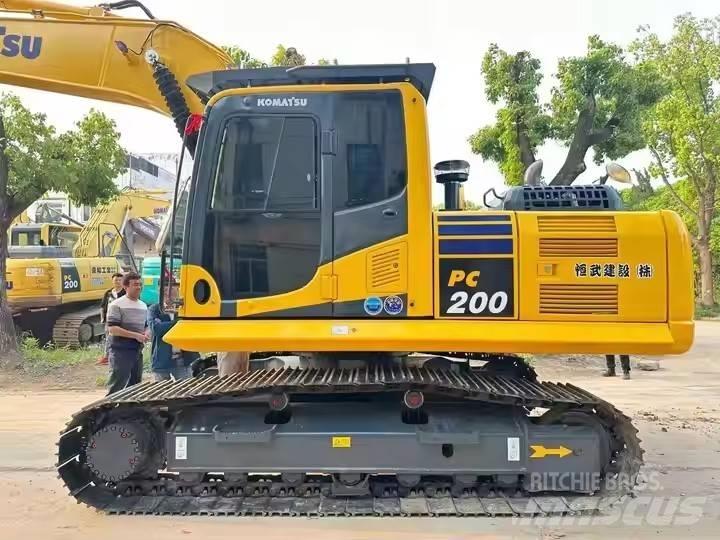 Komatsu PC200 Lánctalpas kotrók