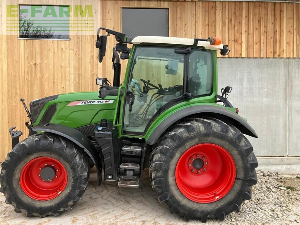 Fendt 313 Vario Traktorok