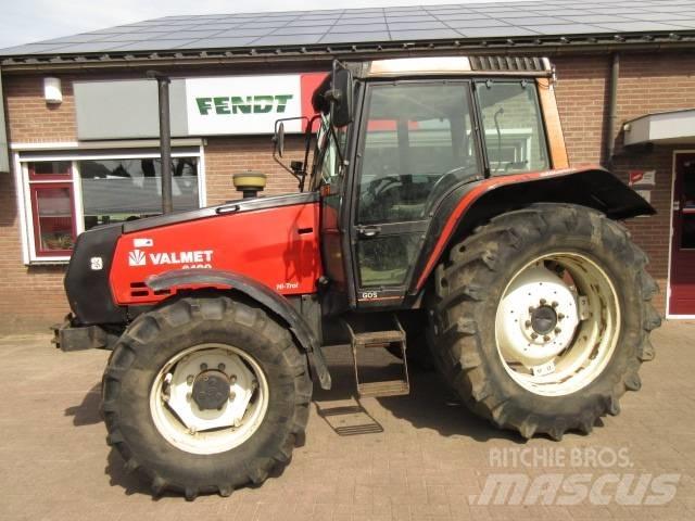 Valmet 6400 Traktorok