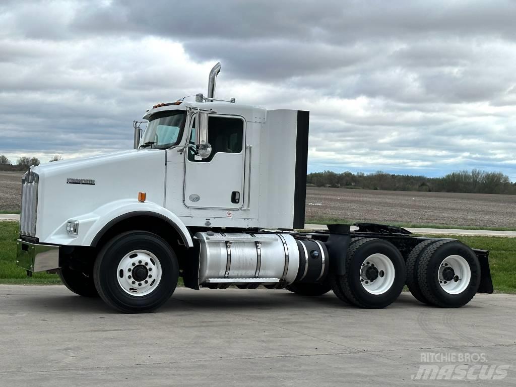 Kenworth T800 Nyergesvontatók