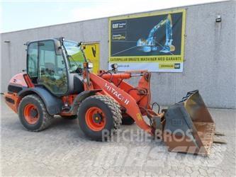 Hitachi ZX 95 Gumikerekes homlokrakodók