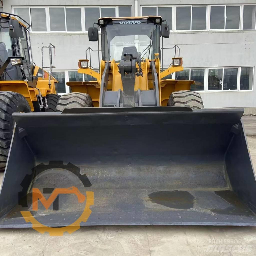 Volvo L 105 Gumikerekes homlokrakodók