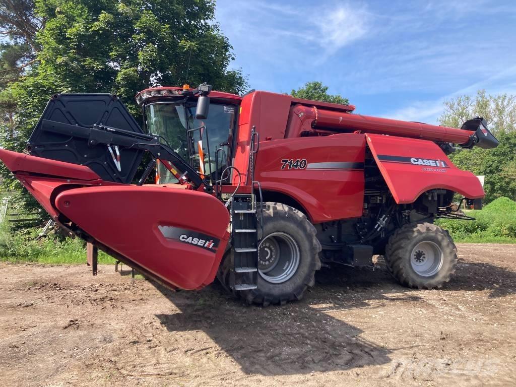 Case IH 7140 Kombájnok