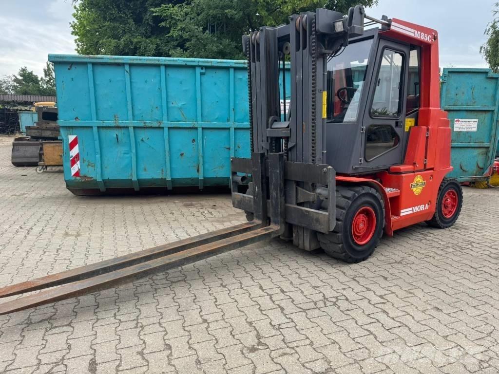 Mora M 80 CS Dízel targoncák