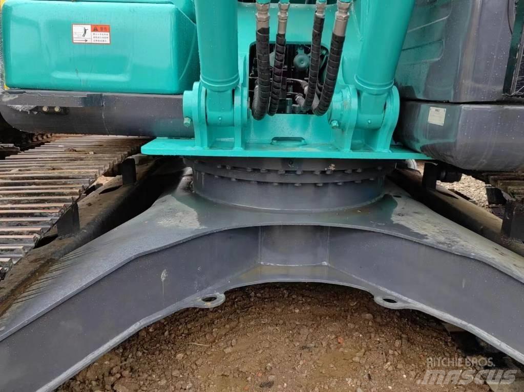 Kobelco SK200超8 Lánctalpas kotrók