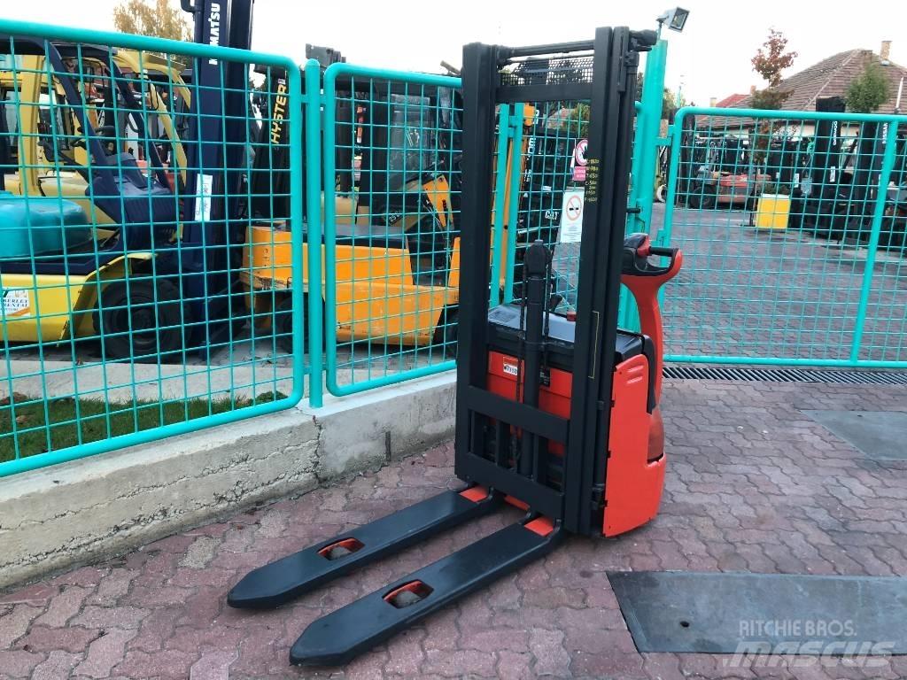 Linde L 12 V-3108 Gyalogkíséretű targonca