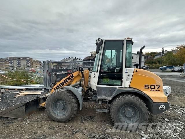 Liebherr L 507 Gumikerekes homlokrakodók