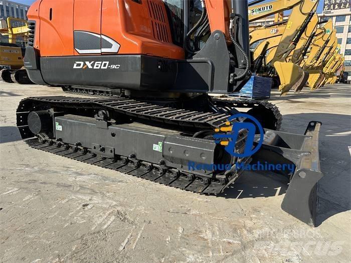 Doosan DX 60 Mini kotrók < 7t