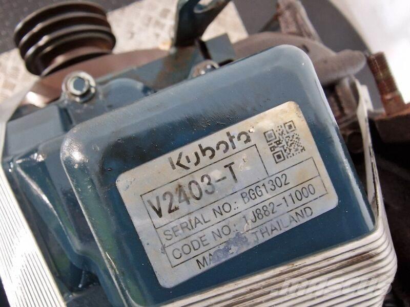 Kubota V2403-T Motorok