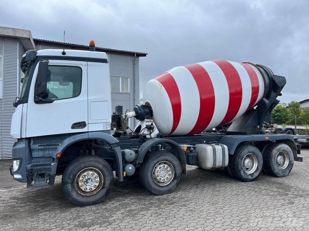 Mercedes-Benz 3248 Betonkeverők/Betonpumpák