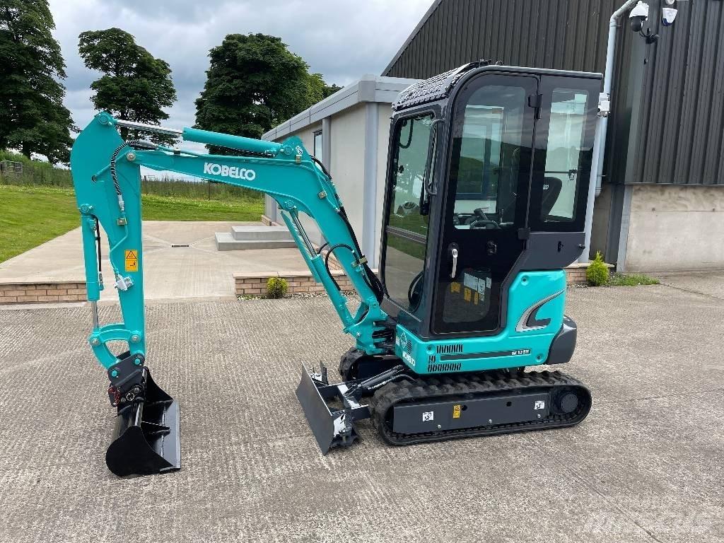 Kobelco SK17SR-3E Mini kotrók < 7t