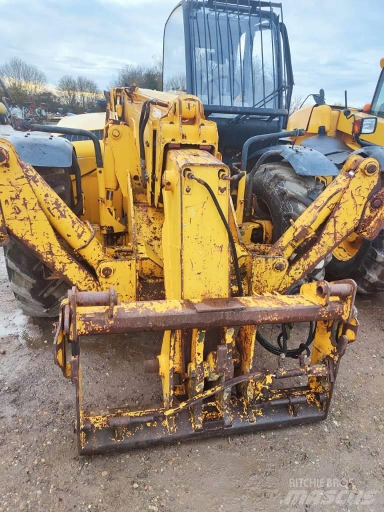 JCB 532-120 Teleszkópos rakodók