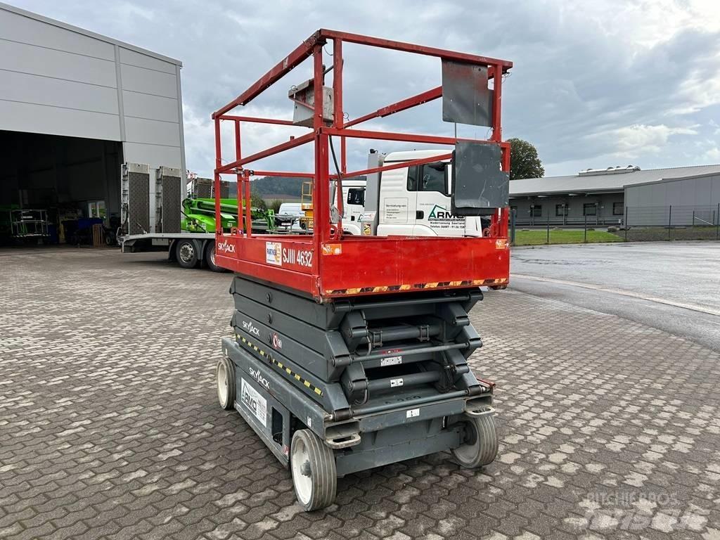 SkyJack SJ III 4632 Ollós emelők