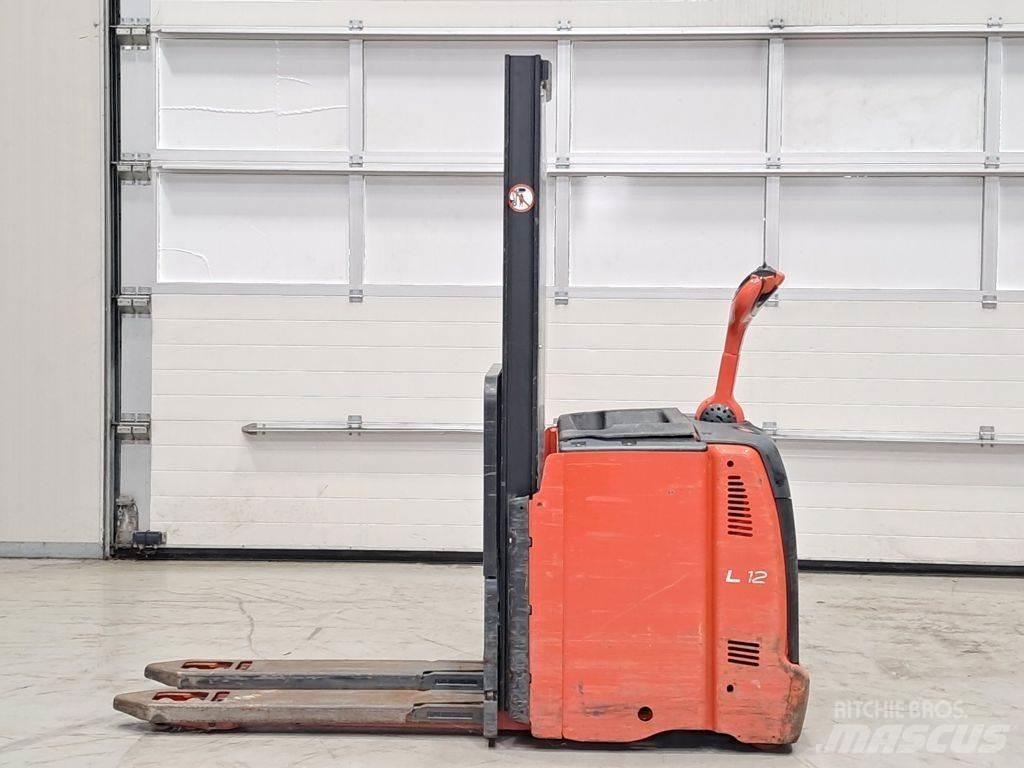 Linde L12L Gyalogkíséretű targonca