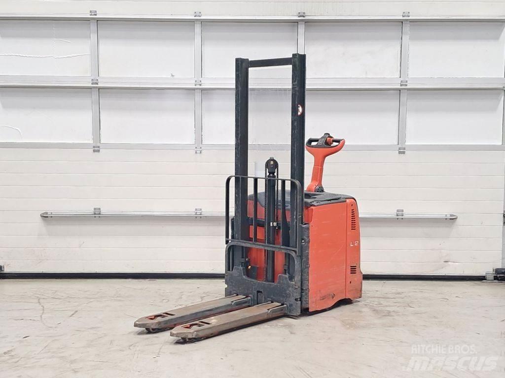 Linde L12L Gyalogkíséretű targonca