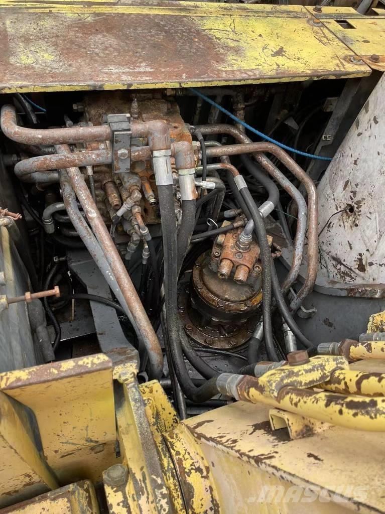 Sumitomo SH120 Lánctalpas kotrók