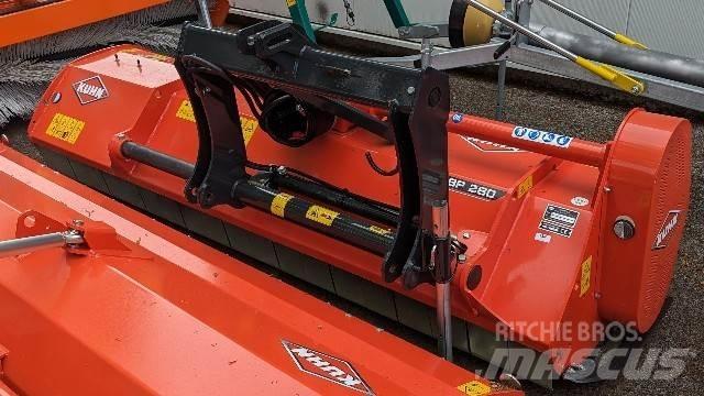 Kuhn BP280 Szárzúzók és fűkaszák