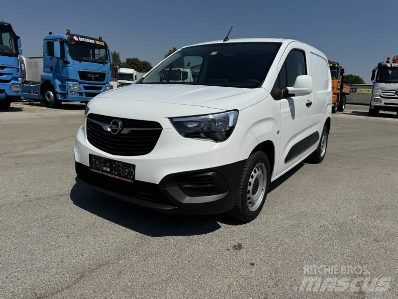 Opel COMBO Kis teherszállító/Platós kocsi