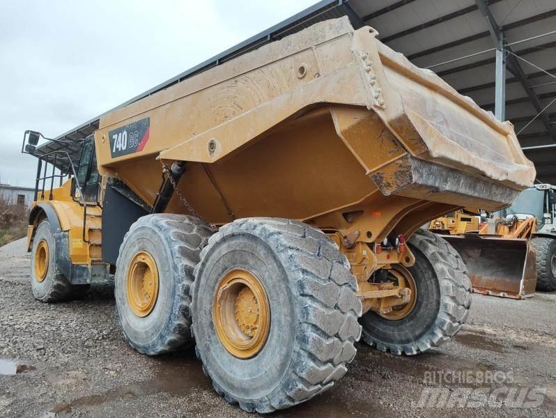 CAT 740GC Csuklósdömperek