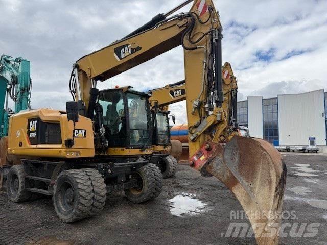 CAT M318F Gumikerekes kotrók