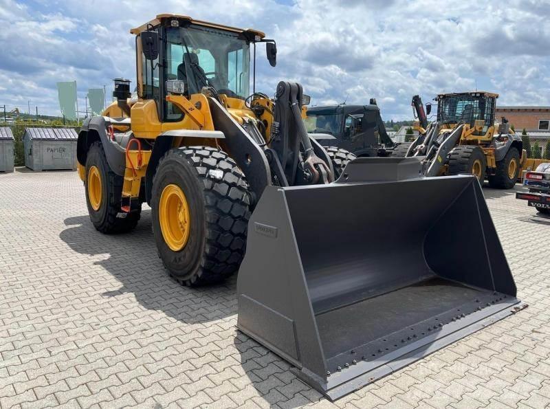 Volvo L110H Gumikerekes homlokrakodók