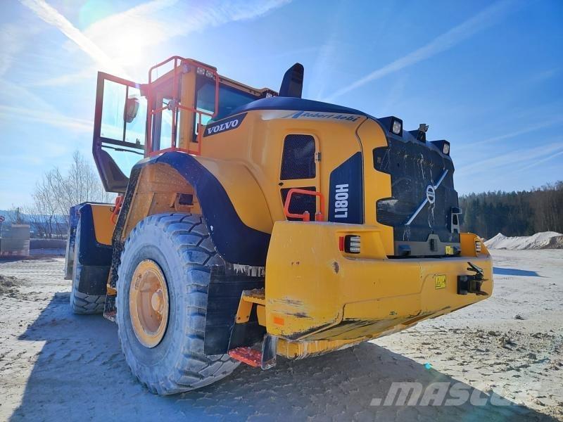 Volvo L180H Gumikerekes homlokrakodók