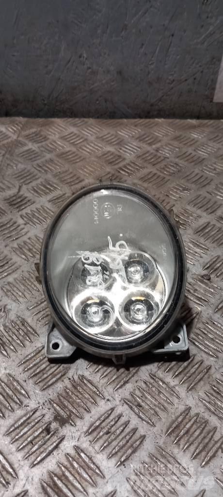 Scania R 440   2127431 Vezetőfülke és belső tartozékok