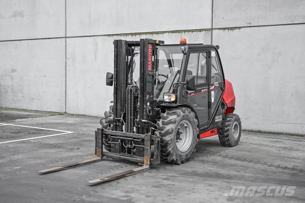 Manitou MC 25-4 Dízel targoncák