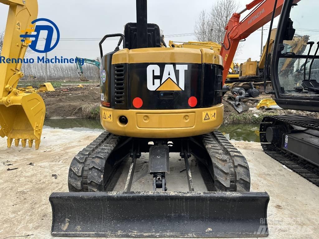 CAT 303 CR Mini kotrók < 7t