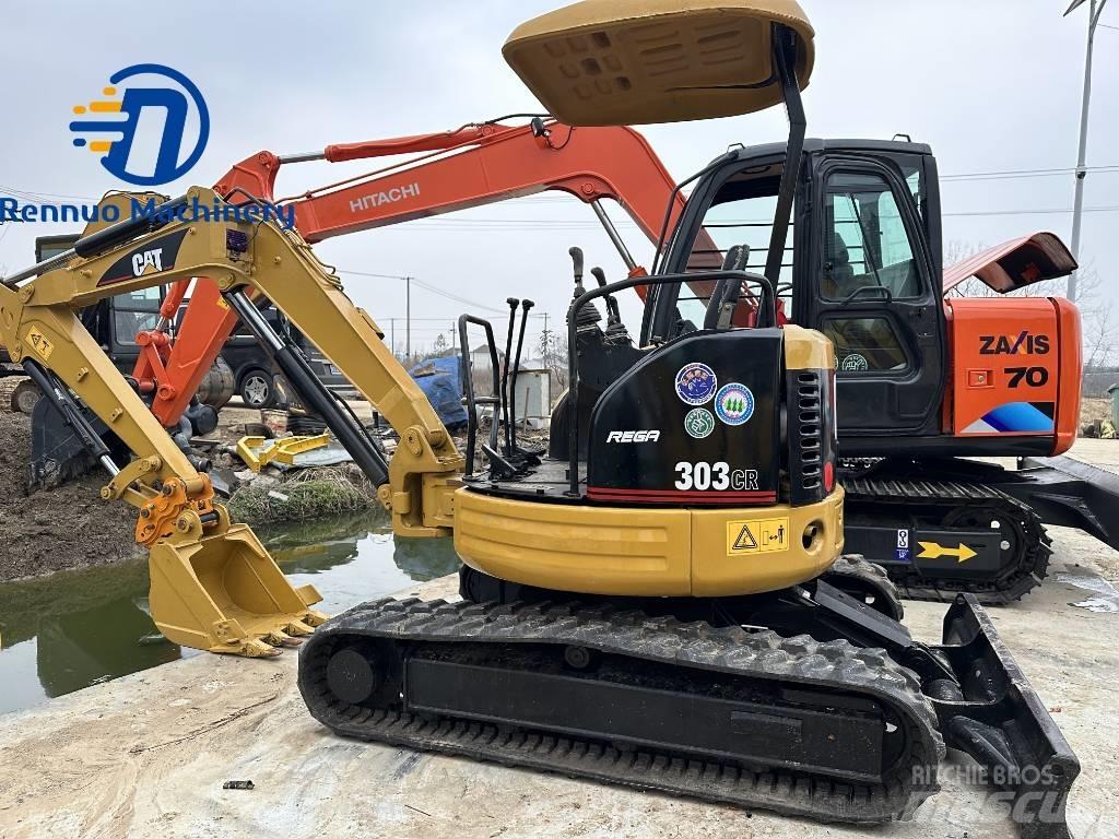 CAT 303 CR Mini kotrók < 7t