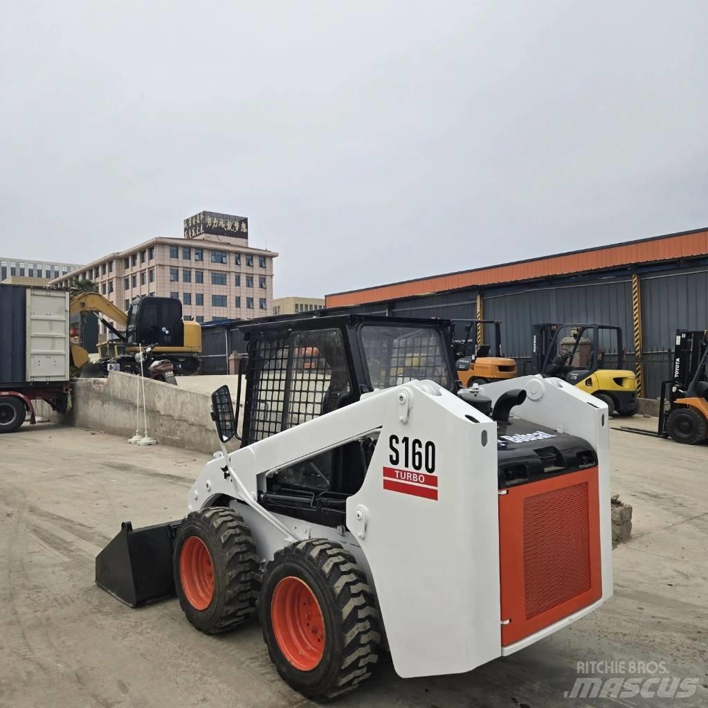 Bobcat S 160 Kompaktrakodók