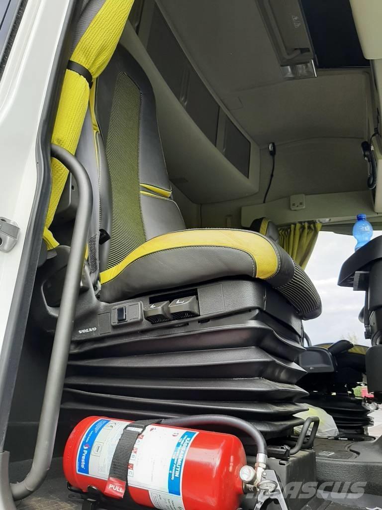 Volvo FH 16 Rönkszállító teherautók