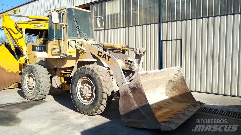 CAT 926 E Gumikerekes homlokrakodók