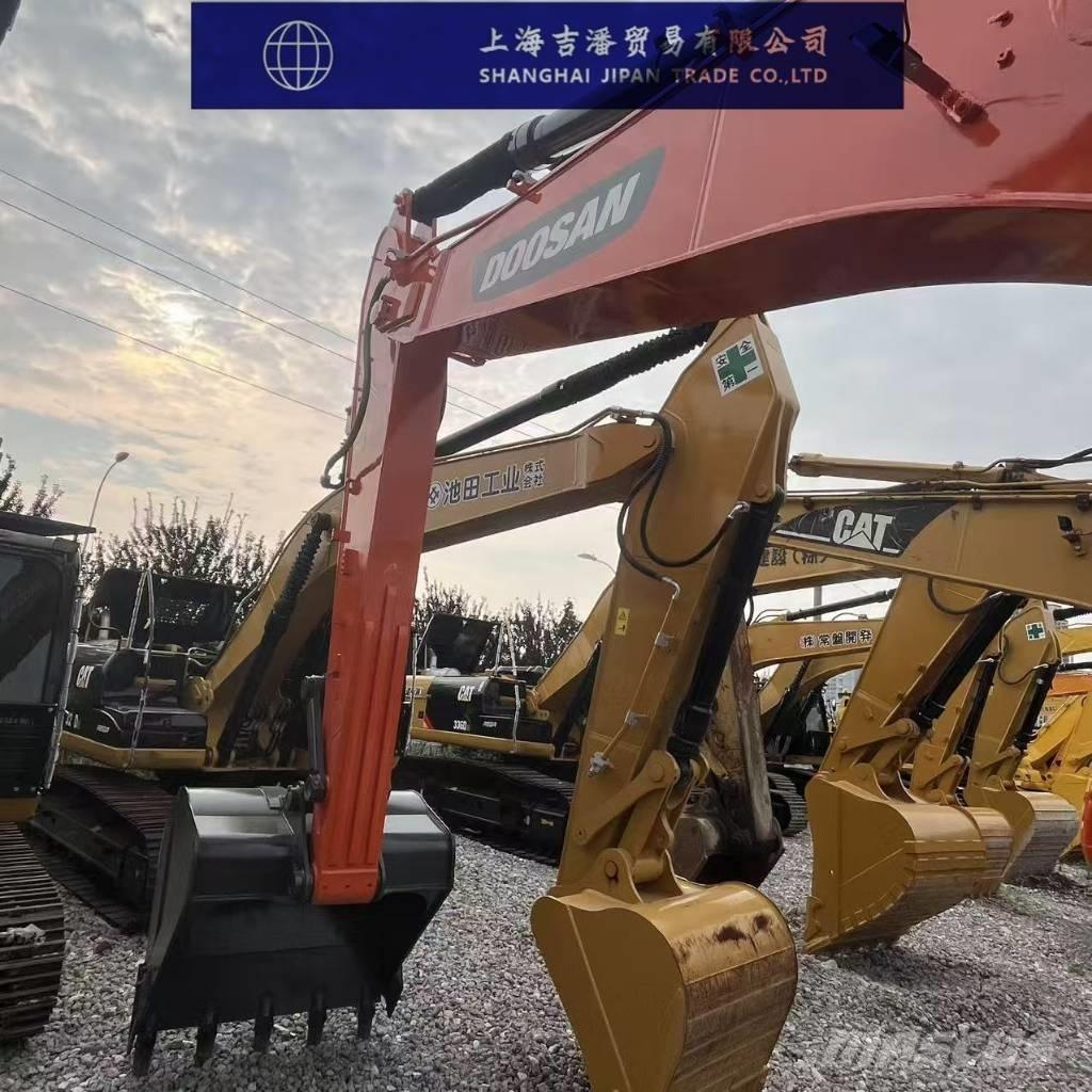 Doosan DX 300 Lánctalpas kotrók