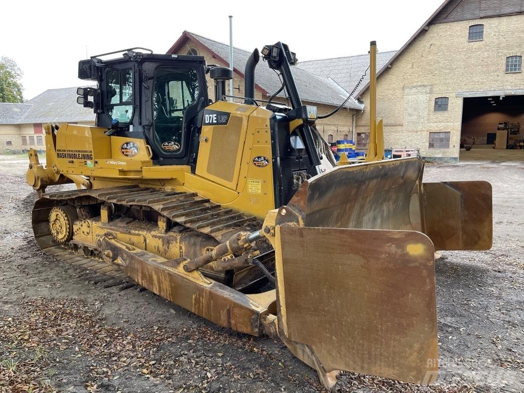 CAT D 7 E lánctalpas dózerek