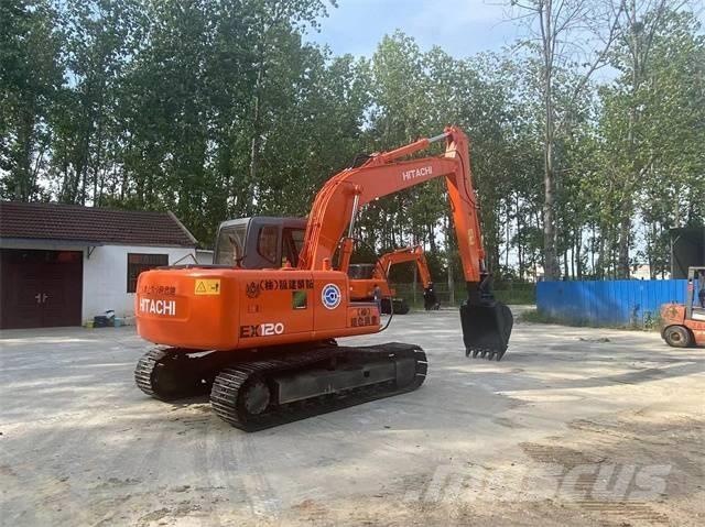 Hitachi EX120 Lánctalpas kotrók