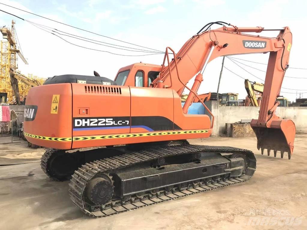 Doosan DH 225 LC-9 Lánctalpas kotrók