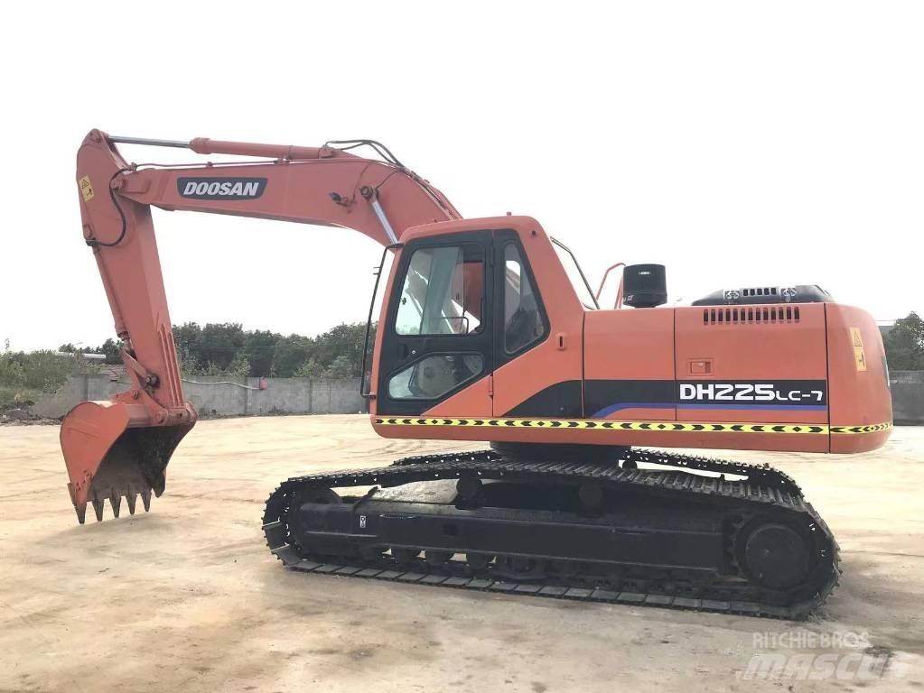 Doosan DH 225 LC-9 Lánctalpas kotrók