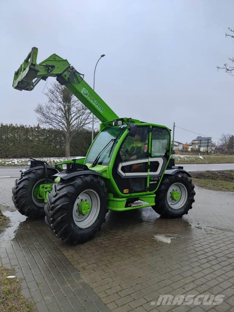 Merlo TF 35.7 Teleszkópos mezőgazdasági rakodók