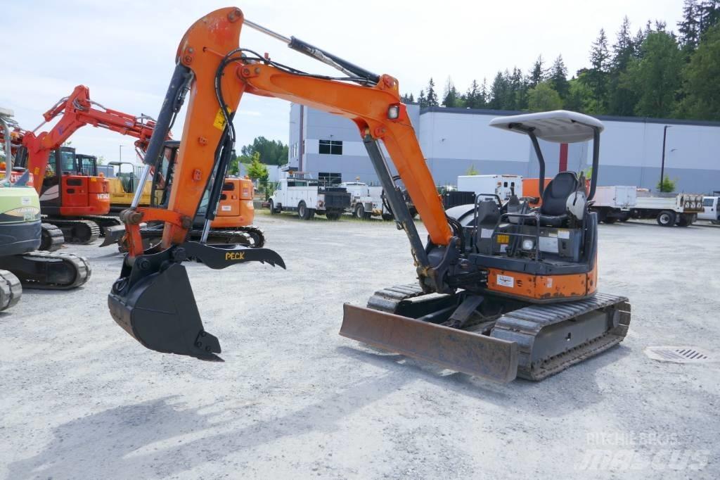 Hitachi ZX40U-3 Mini kotrók < 7t