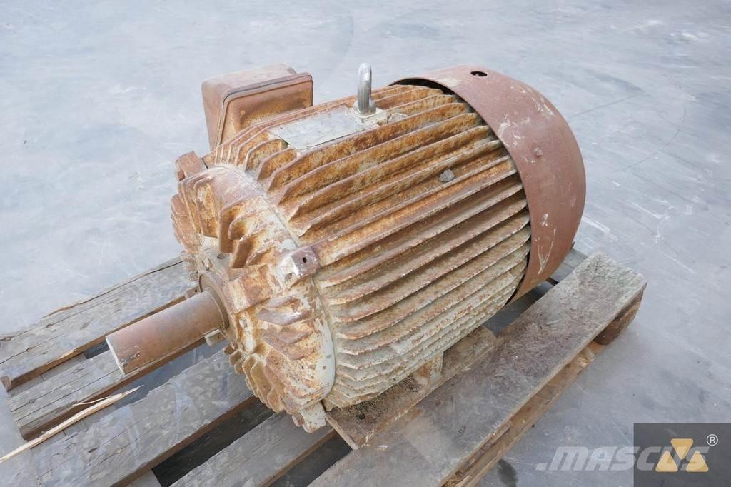  Toshiba 30KW Motorok